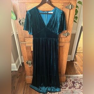 Emerald Velvet Dress